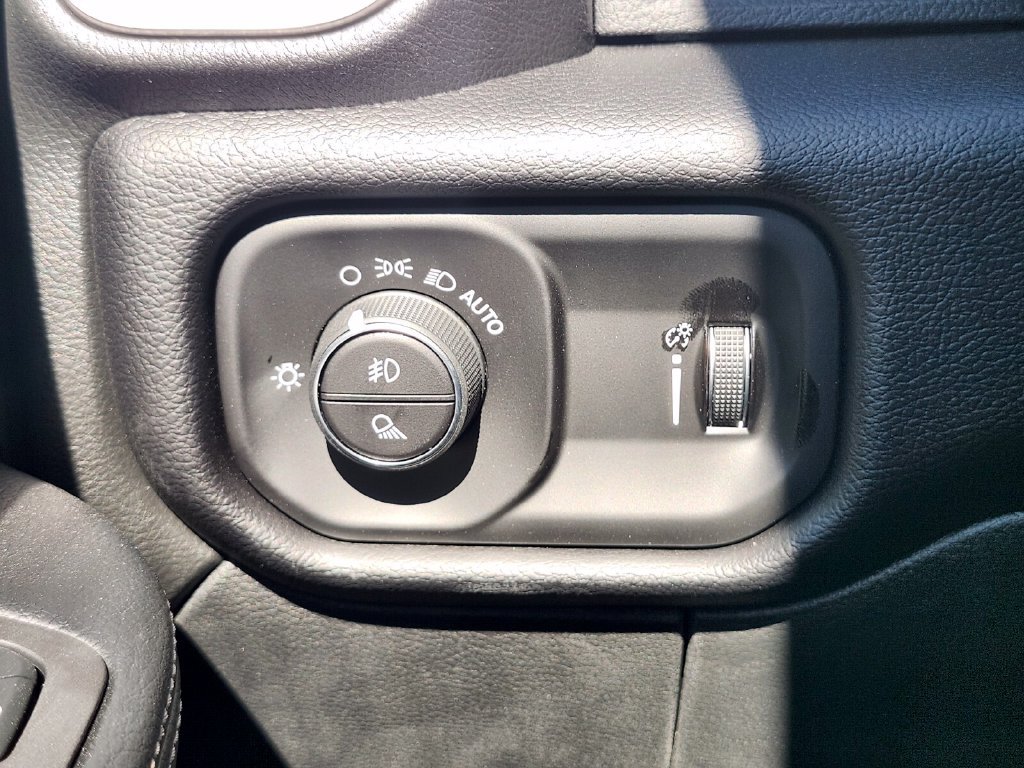 New 2026 RAM 2500 Big Horn AWD/4WD image 23
