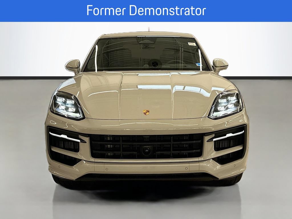 New 2026 Porsche Cayenne Coupe AWD/4WD image 6