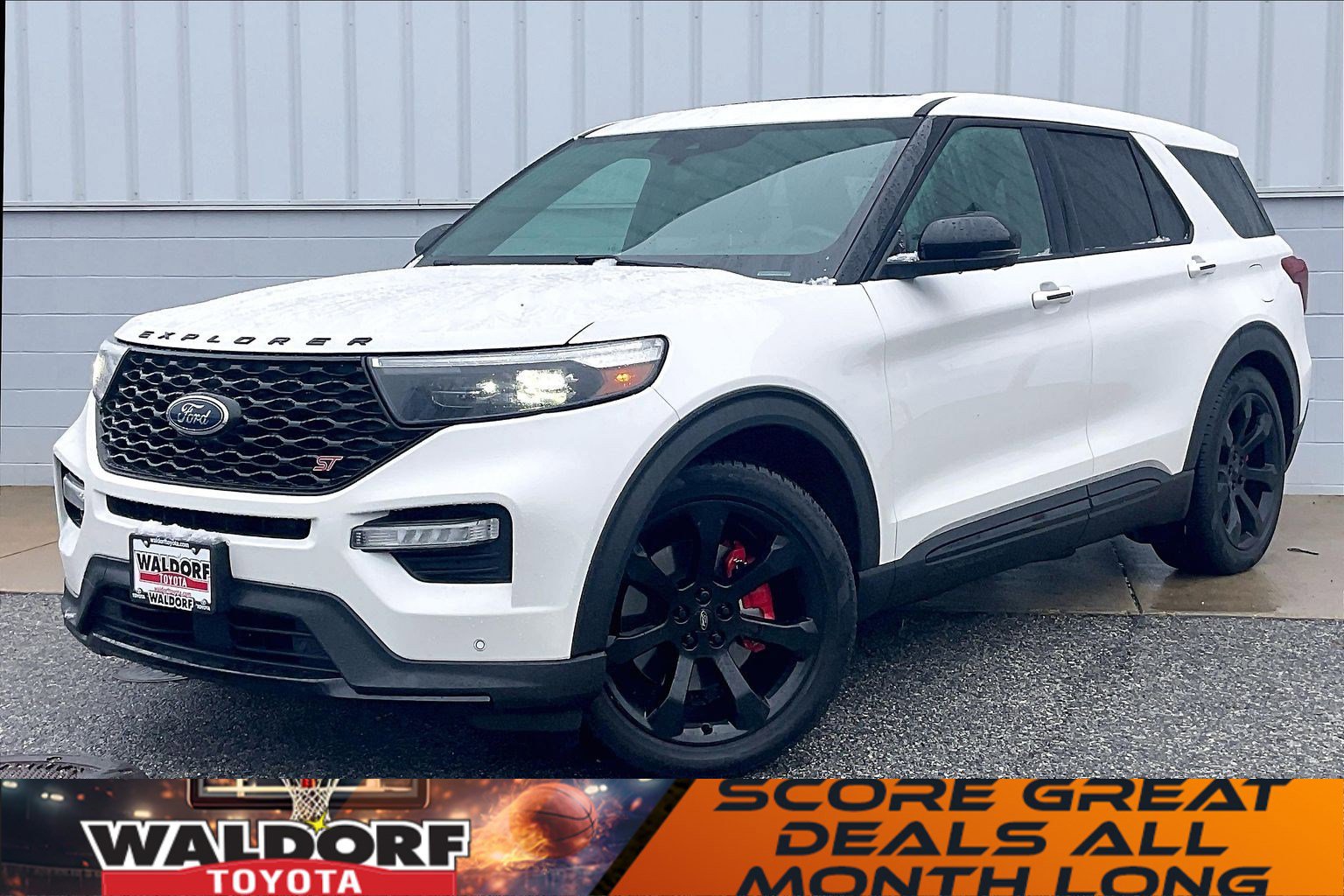 Used 2022 Ford Explorer ST w/ Equipment Group 401A image 2