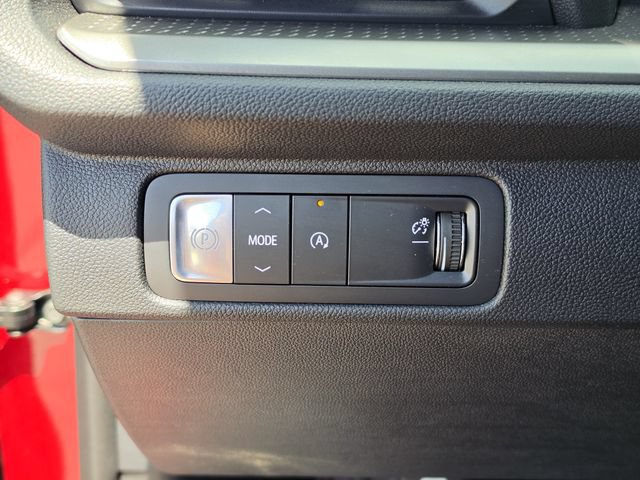 New 2026 Chevrolet Traverse LT w/ Enhanced Driving Package FWD image 31