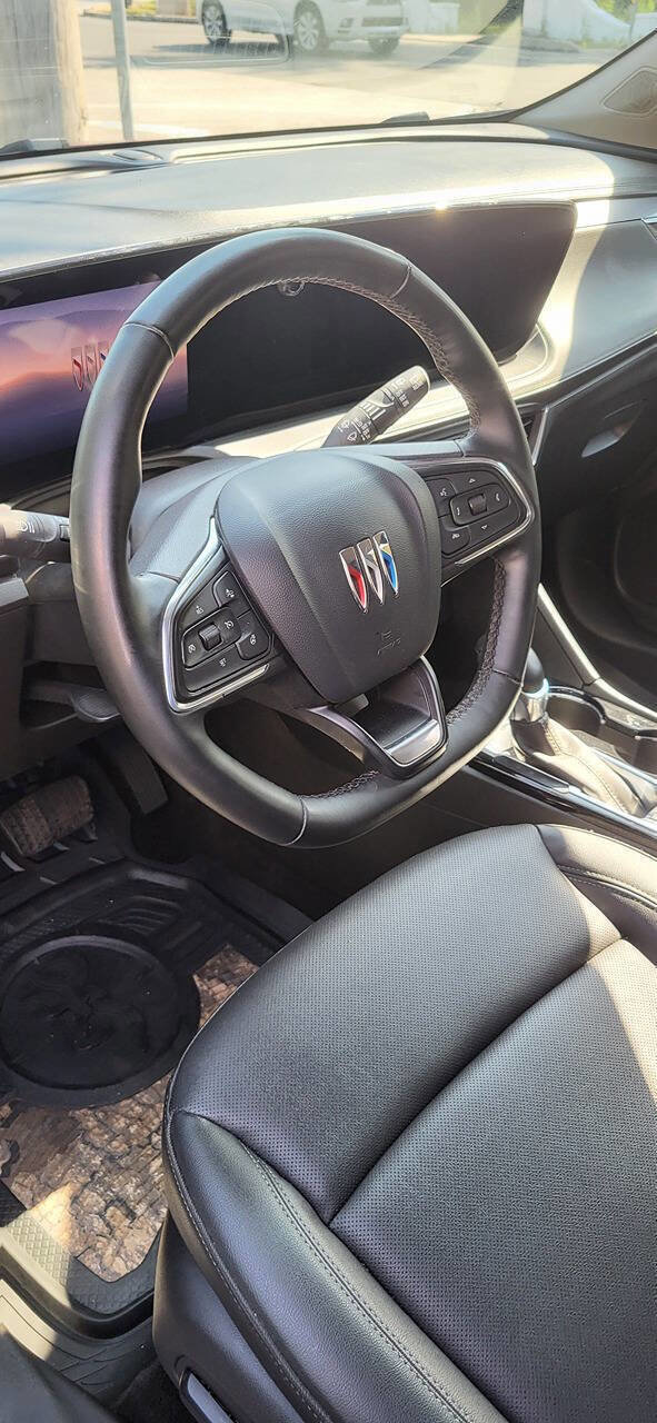 Used 2024 Buick Encore GX Sport Touring w/ Comfort Package image 5