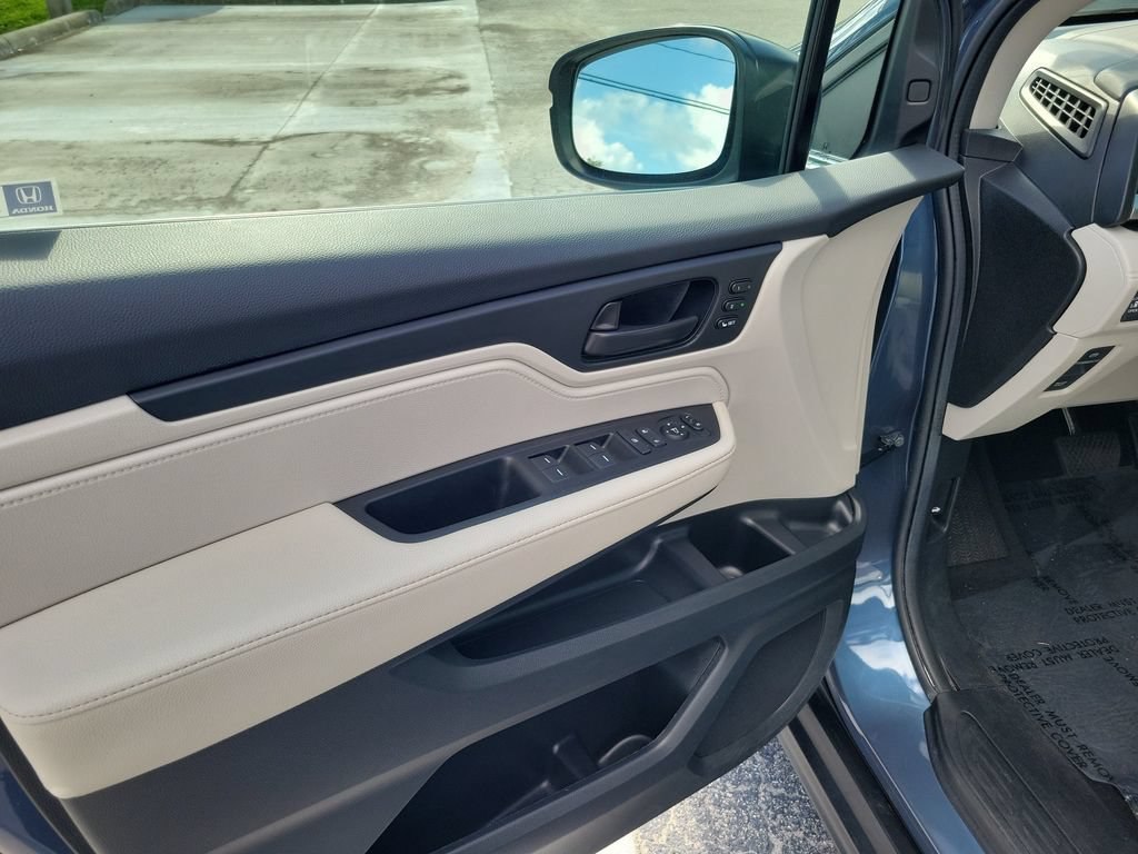 Used 2025 Honda Odyssey EX-L image 19