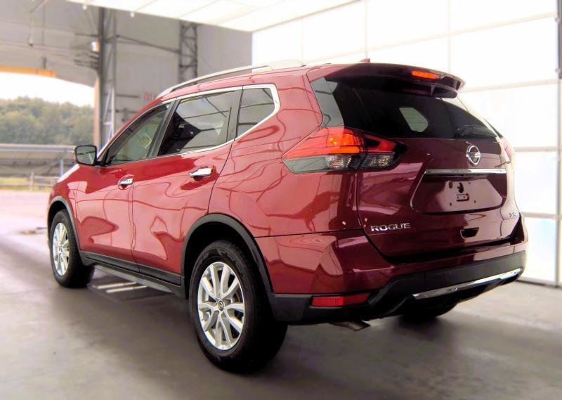 Used 2017 Nissan Rogue SV AWD/4WD image 5