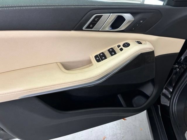 Used 2022 BMW X5 sDrive40i w/ Premium Package RWD image 11