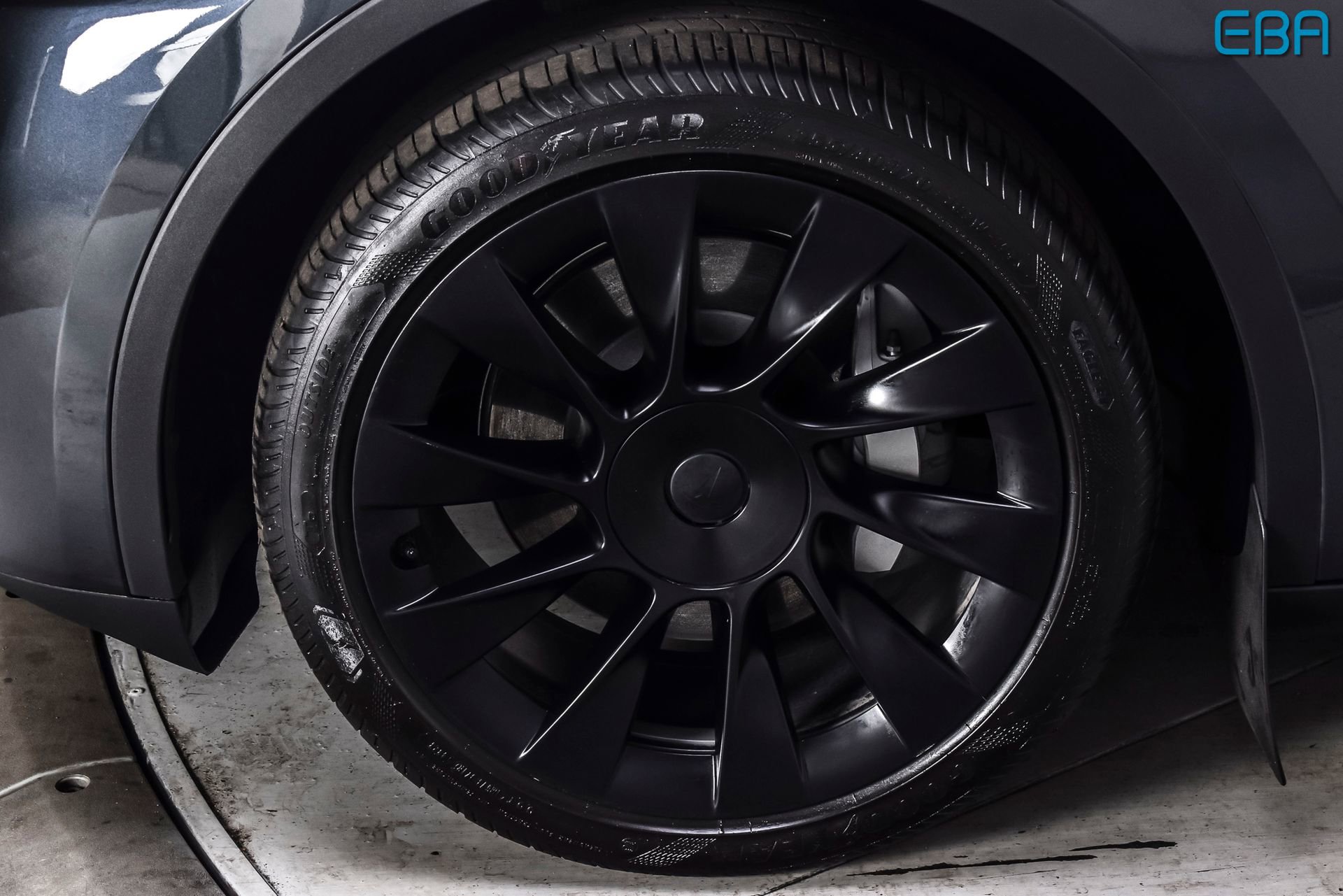Used 2024 Tesla Model Y Long Range AWD/4WD image 10