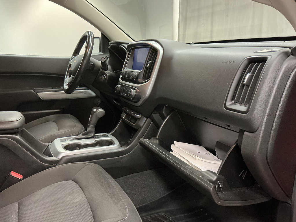 Used 2020 Chevrolet Colorado LT AWD/4WD image 31