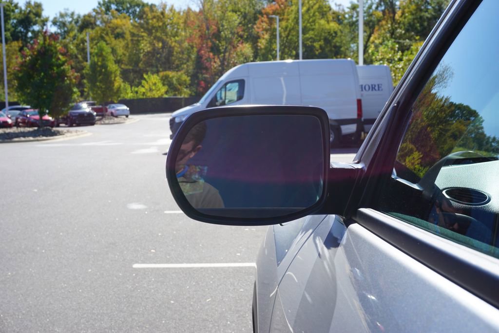 Used 2020 Honda HR-V LX image 13