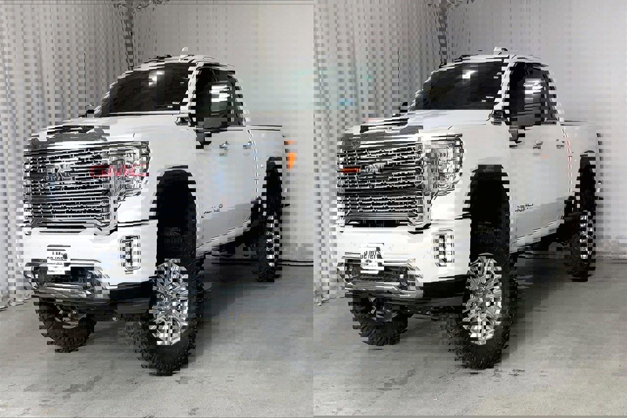 Used 2020 GMC Sierra 2500 Denali w/ Denali Ultimate Package image 2