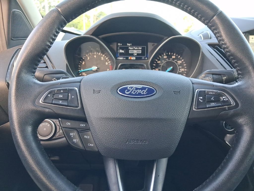 Used 2017 Ford Escape Titanium image 28