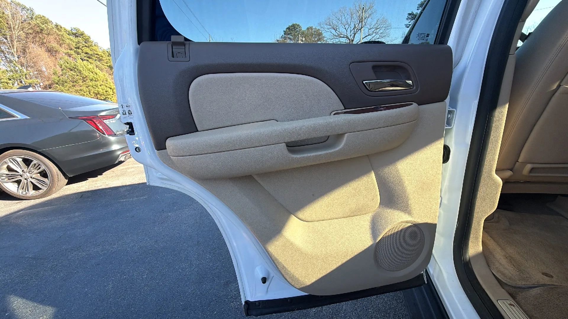 Used 2012 Chevrolet Tahoe LTZ image 23