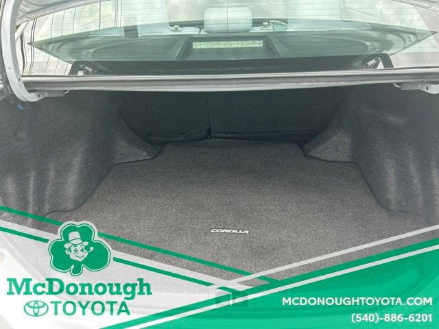Used 2014 Toyota Corolla LE FWD image 9