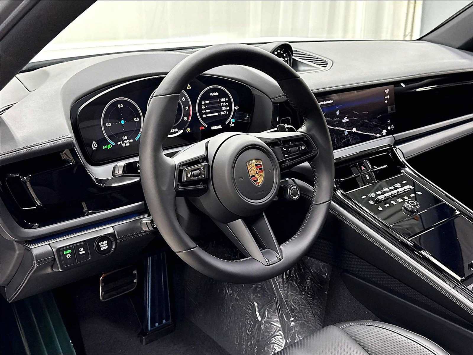 New 2026 Porsche Panamera 4 AWD/4WD image 4