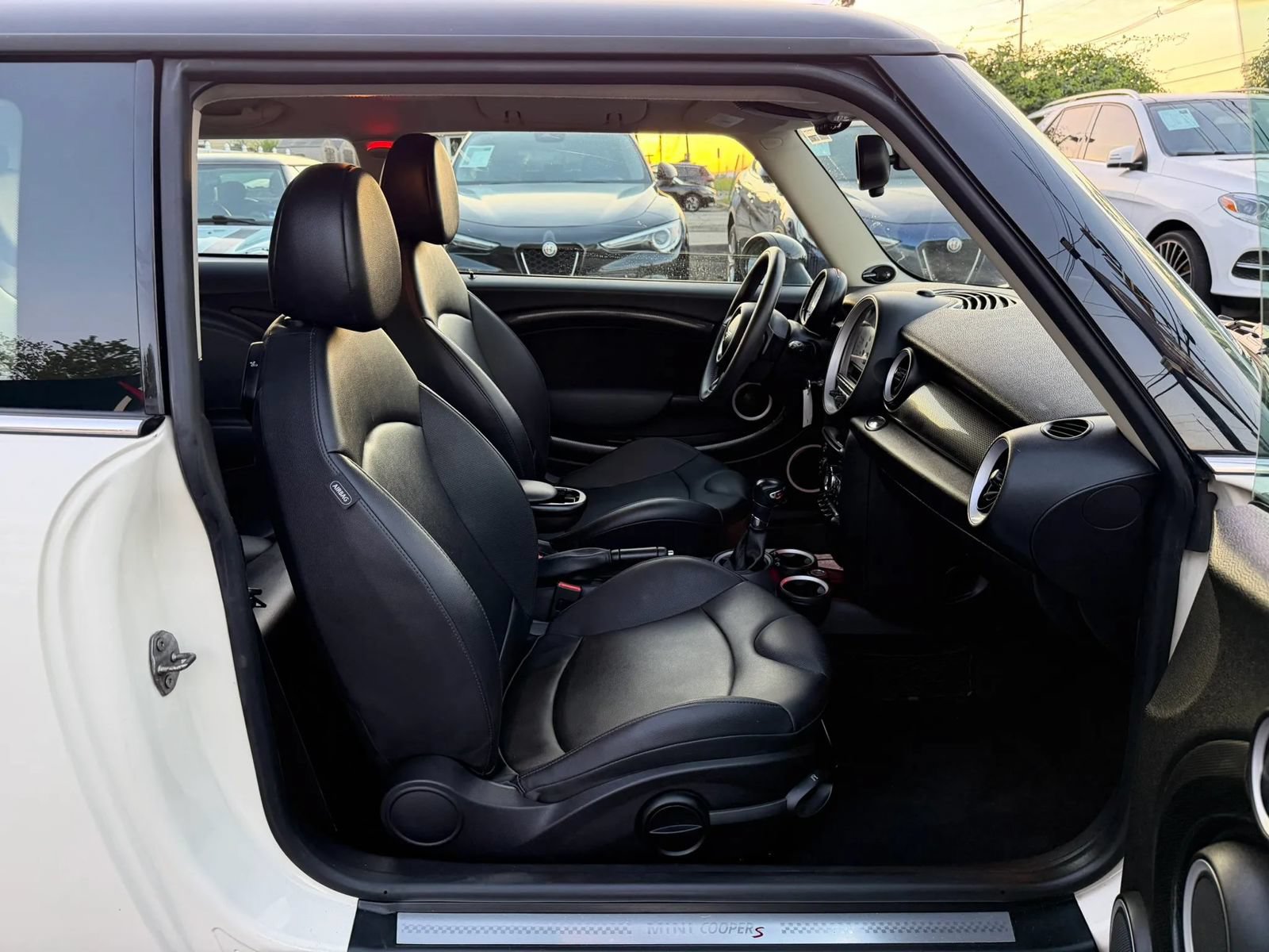 Used 2013 MINI Cooper S FWD image 23