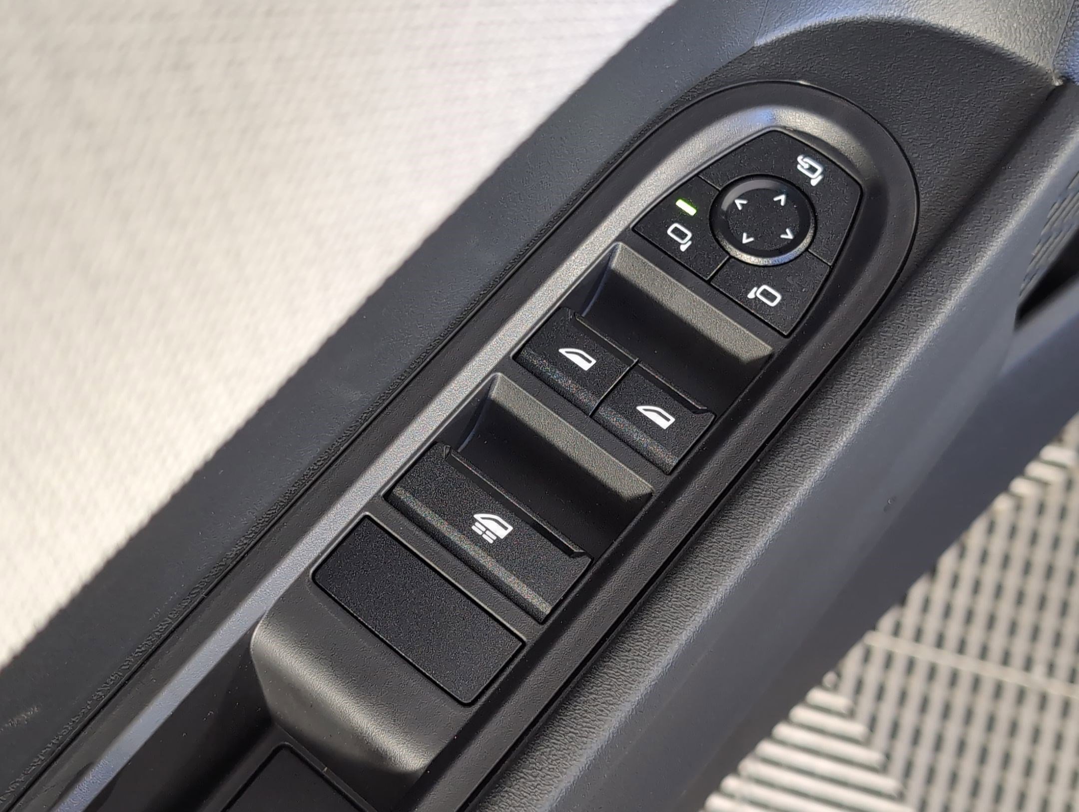 New 2026 MINI Cooper S image 9