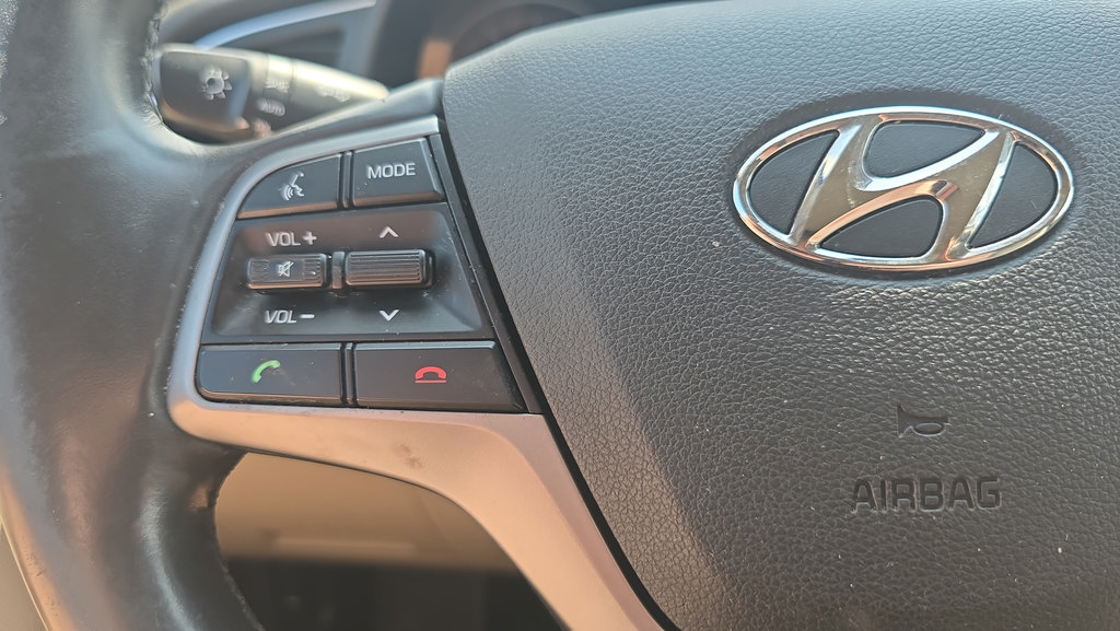 Used 2017 Hyundai Elantra Value Edition w/ Cargo Package FWD image 23