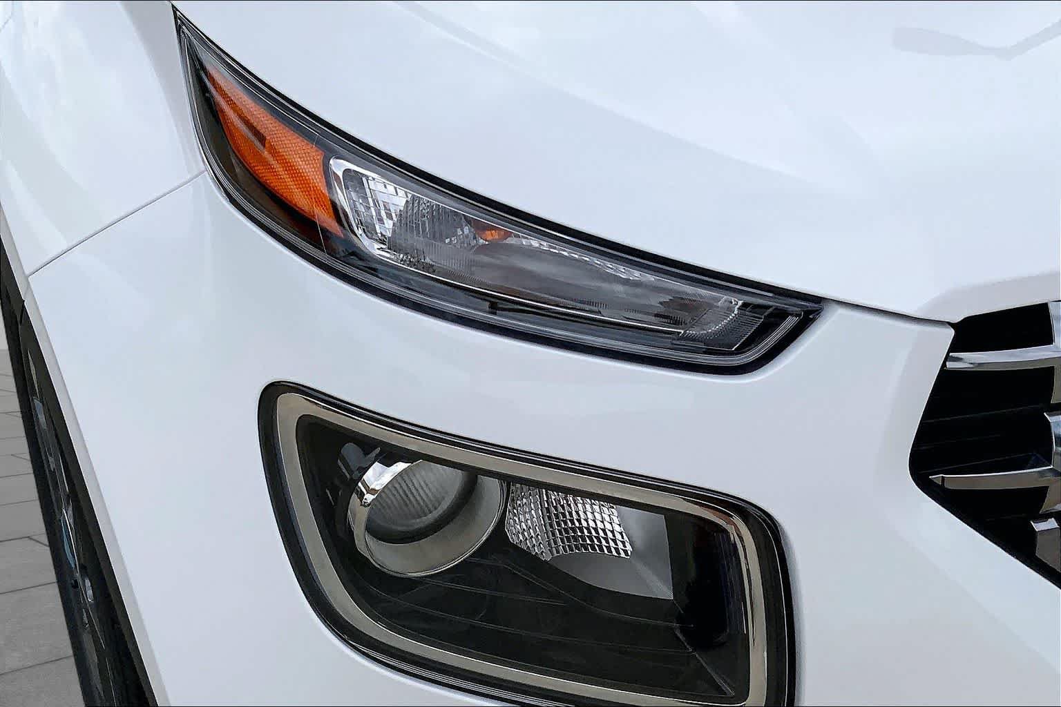 New 2026 Hyundai Venue SEL FWD image 13