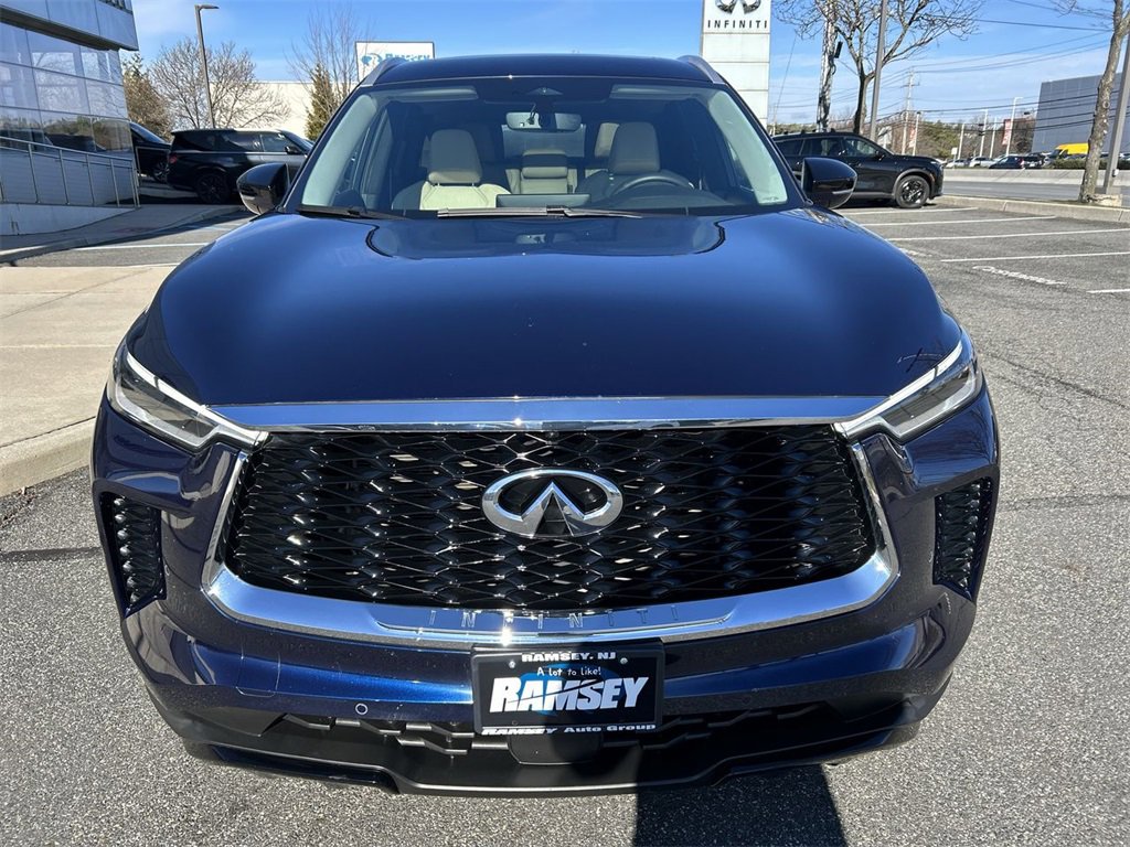 Certified 2023 INFINITI QX60 Luxe w/ Cargo Package image 3
