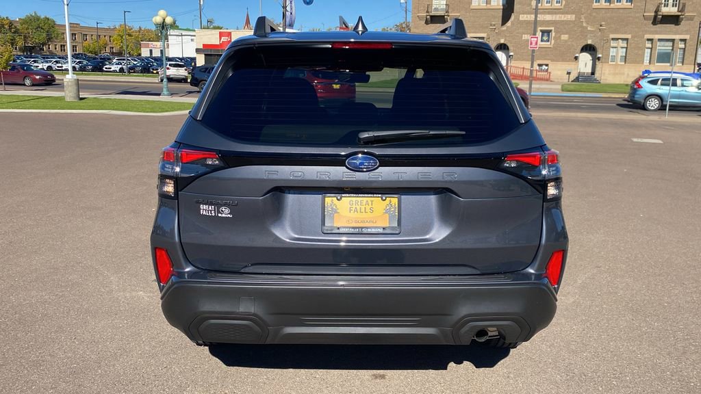 Used 2025 Subaru Forester Premium image 6