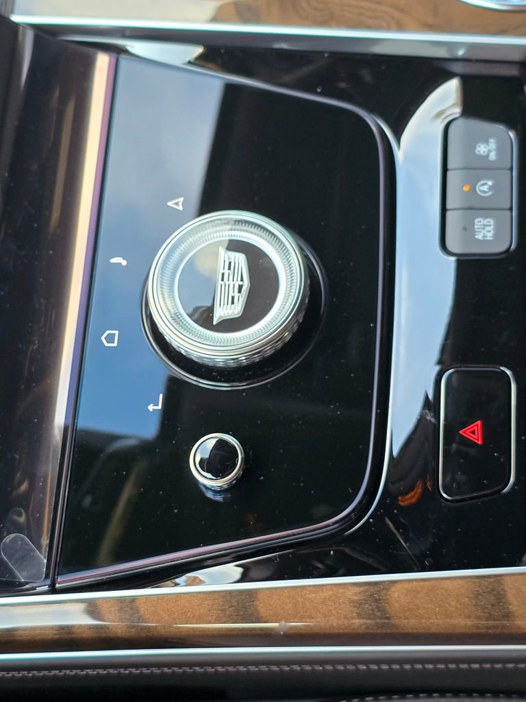 New 2026 Cadillac Escalade ESV Platinum Sport w/ LPO, ONYX Package image 33