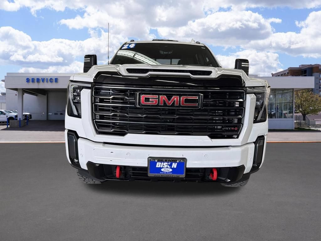 Used 2024 GMC Sierra 3500 AT4 w/ AT4 Premium Plus Package AWD/4WD image 8