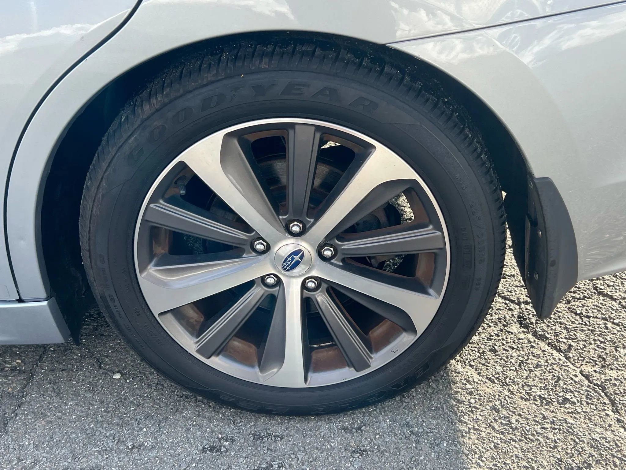 Used 2016 Subaru Legacy 2.5i Limited image 10