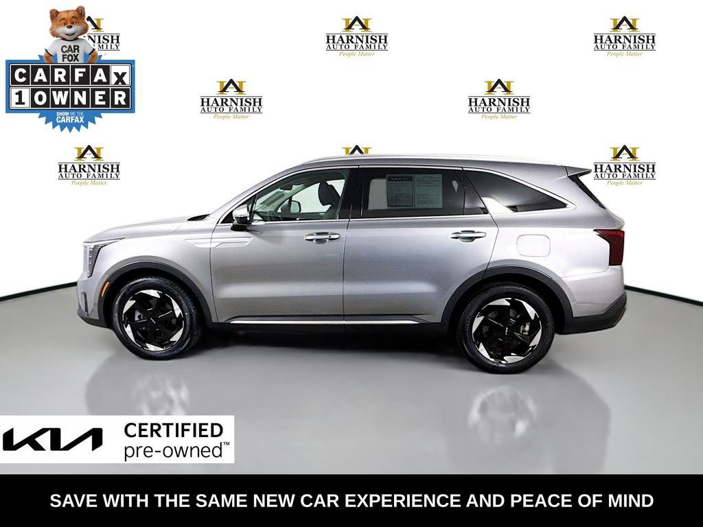 Certified 2025 Kia Sorento EX AWD/4WD image 4