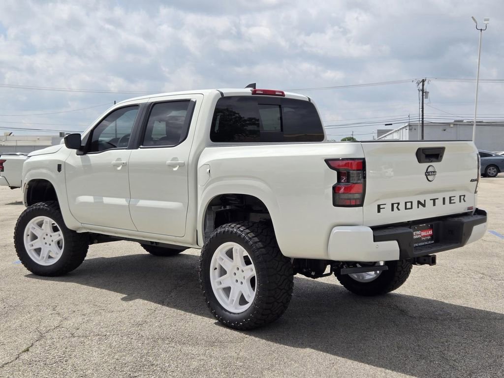New 2026 Nissan Frontier SV w/ All-Weather Content Package AWD/4WD image 4