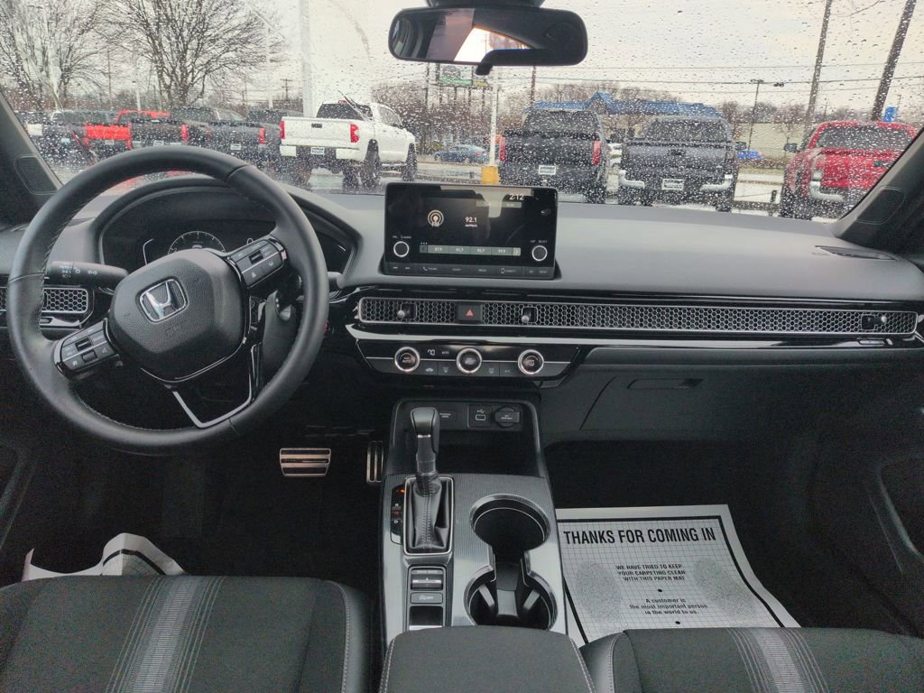 Used 2023 Honda Civic Sport image 12