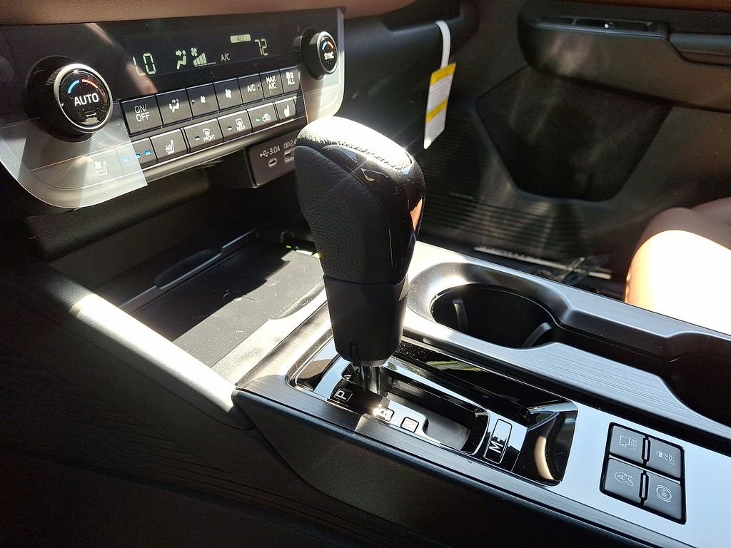 New 2026 Subaru Outback Touring XT AWD/4WD image 15