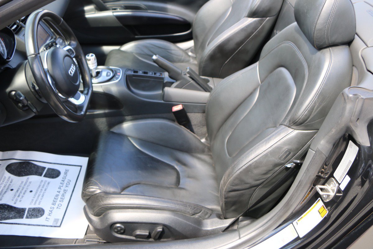 Used 2011 Audi R8 V8 AWD/4WD image 22