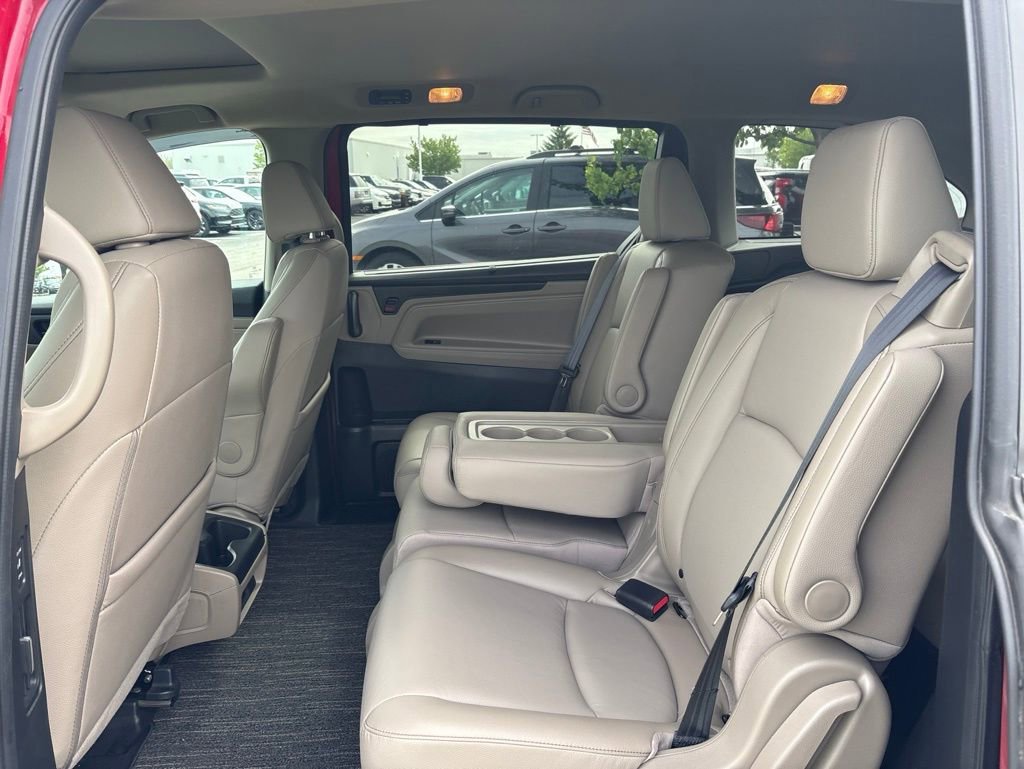 Used 2024 Honda Odyssey EX-L image 16