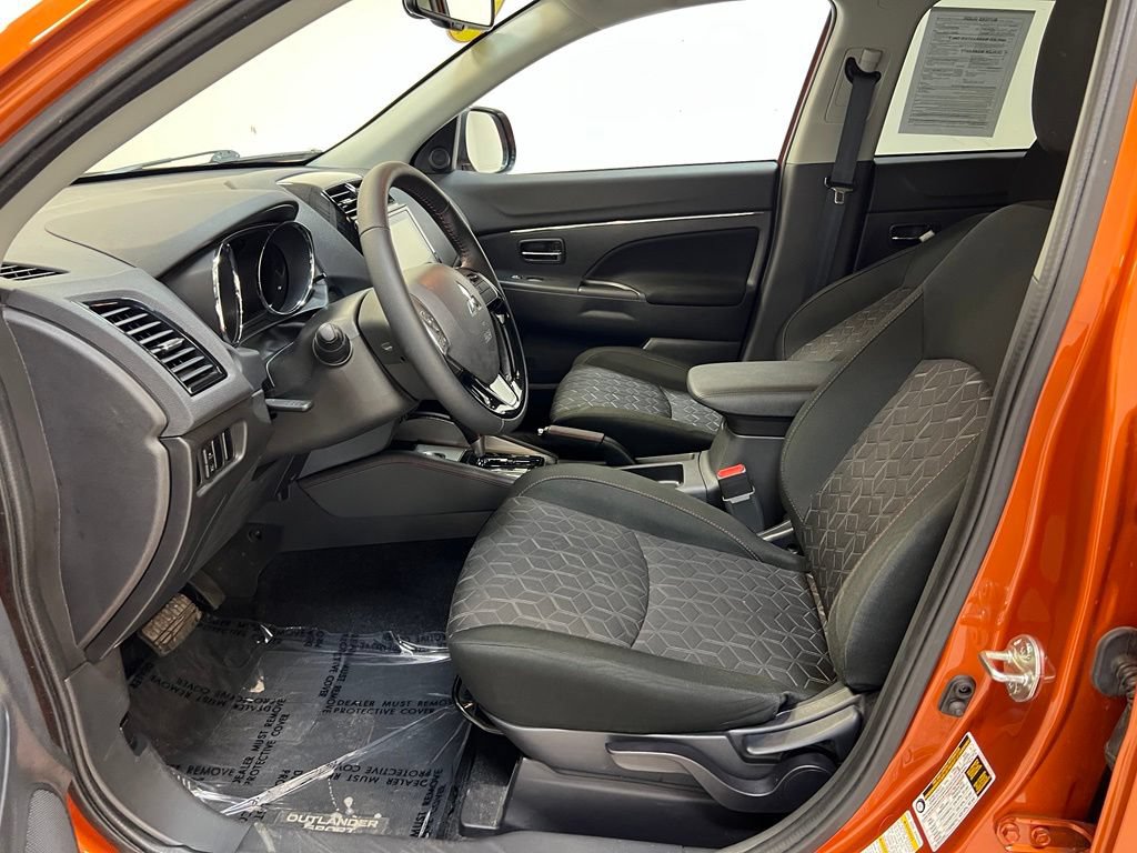 Used 2023 Mitsubishi Outlander Sport LE AWD/4WD image 15
