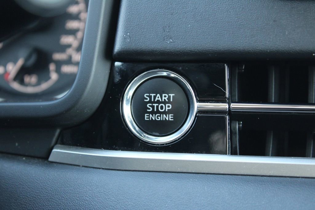 Used 2022 Mitsubishi Outlander SE image 31