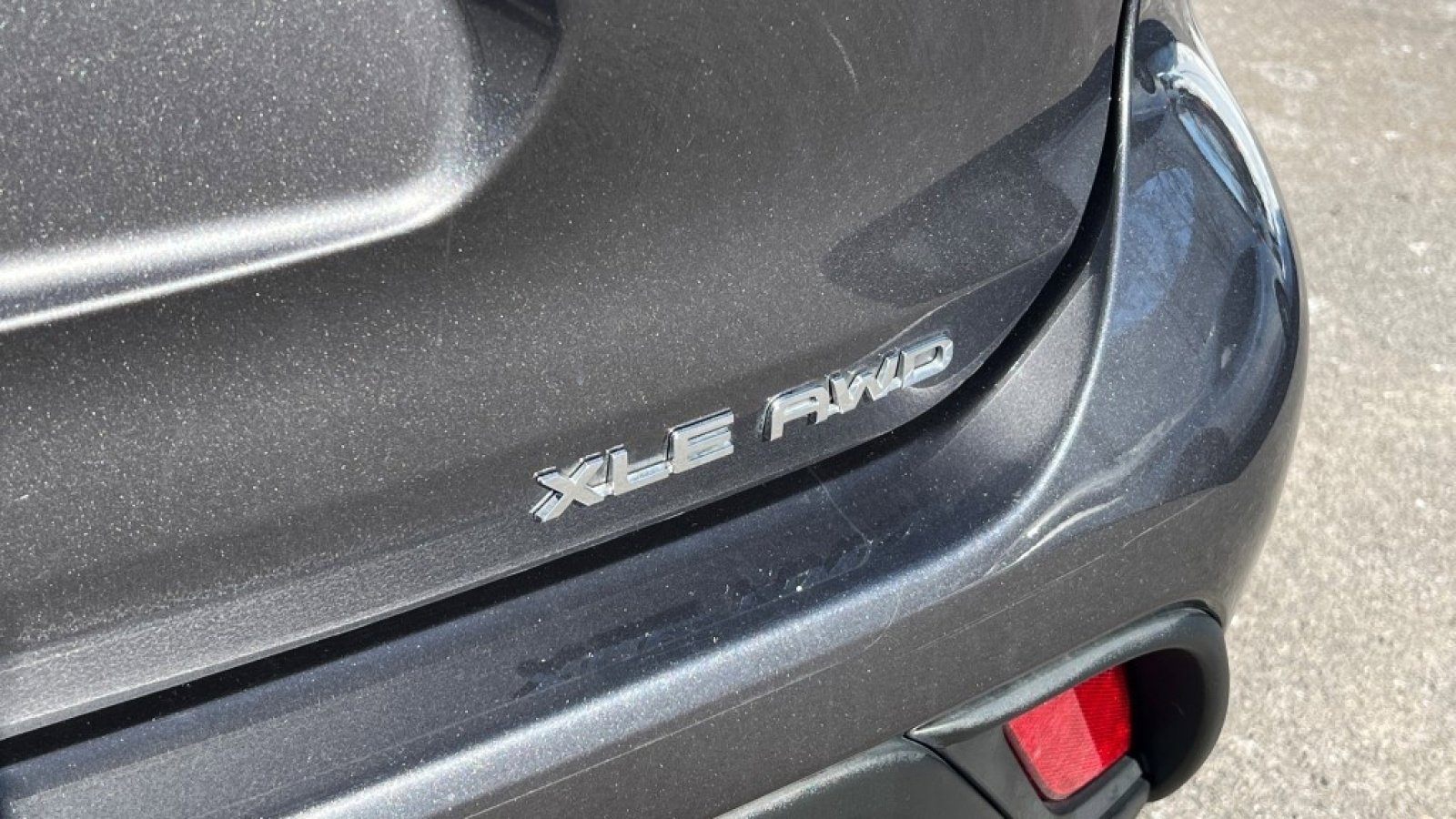 Used 2024 Toyota Highlander XLE image 35