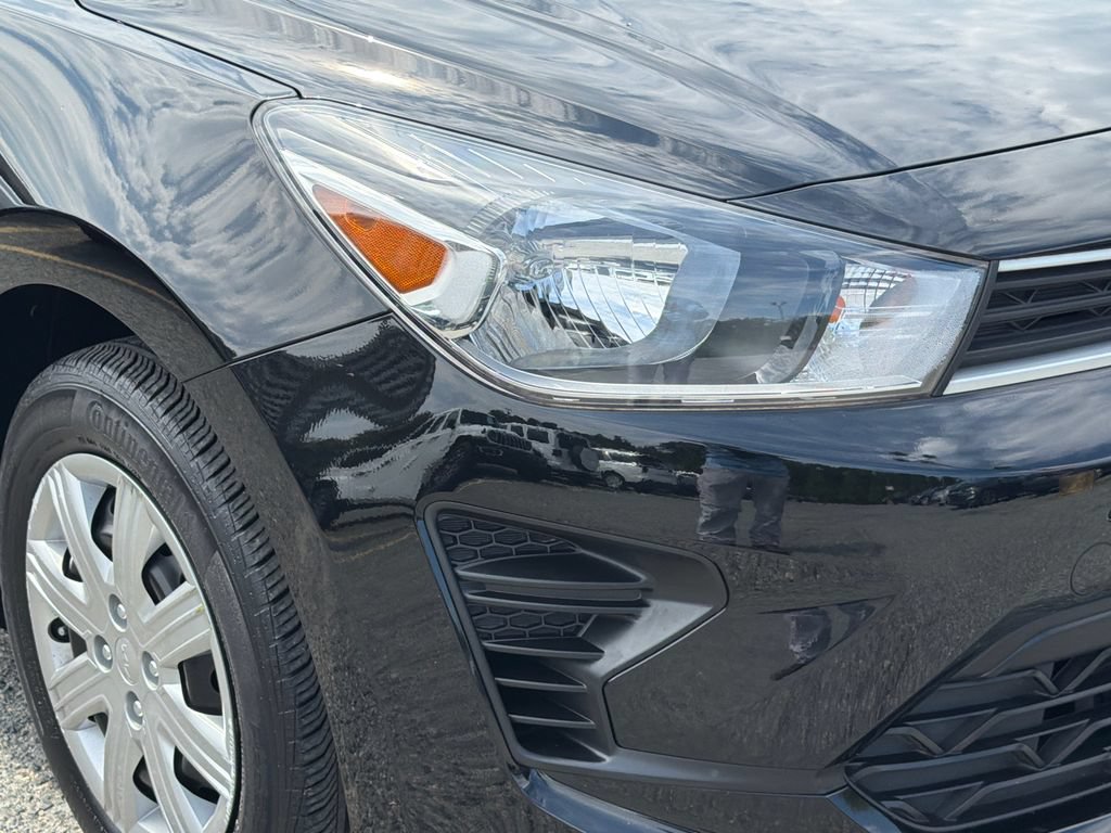 Certified 2022 Kia Rio S FWD image 7
