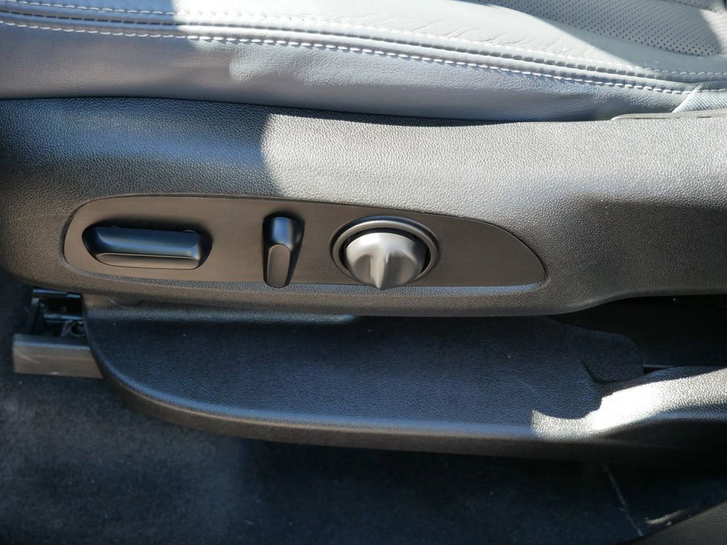 Used 2018 Buick Enclave Premium w/ Experience Buick Package AWD/4WD image 23