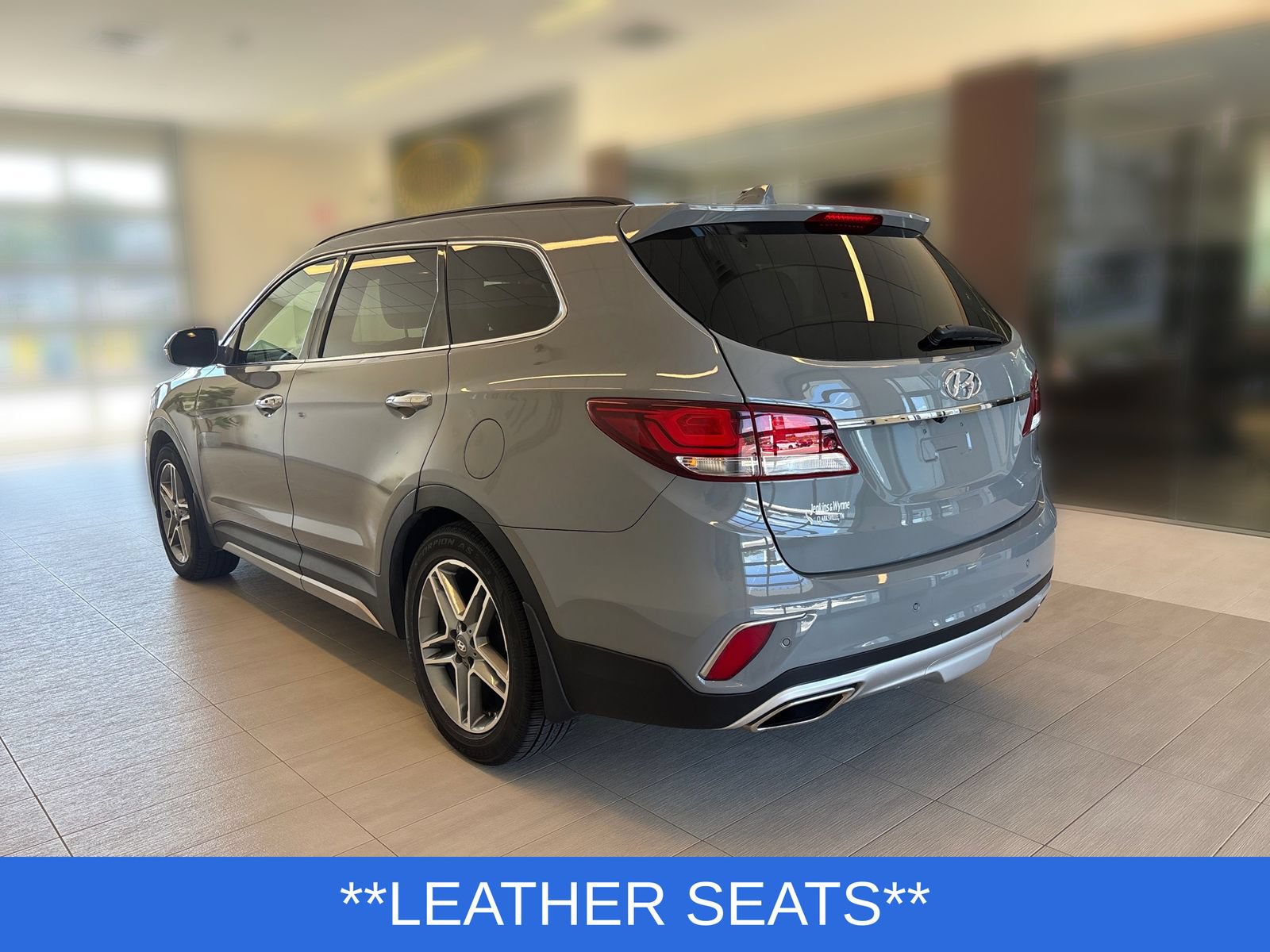 Used 2019 Hyundai Santa Fe XL AWD/4WD image 3