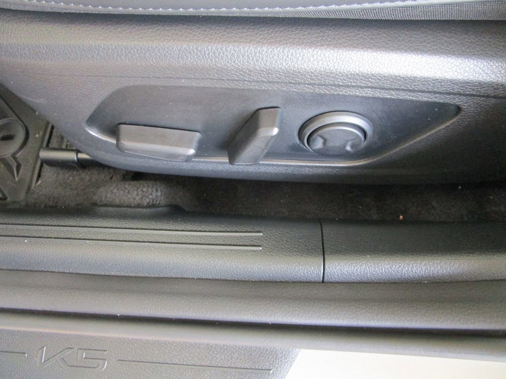 Used 2025 Kia K5 GT-Line image 16