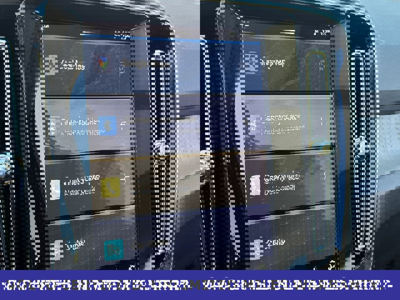 Certified 2025 Volvo XC40 B5 Core image 22