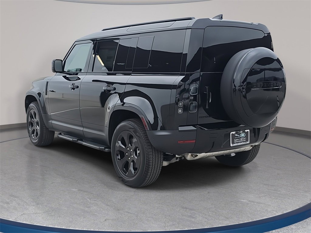 New 2026 Land Rover Defender 110 S image 7