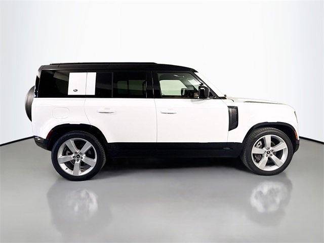 Certified 2023 Land Rover Defender 110 X-Dynamic SE image 4