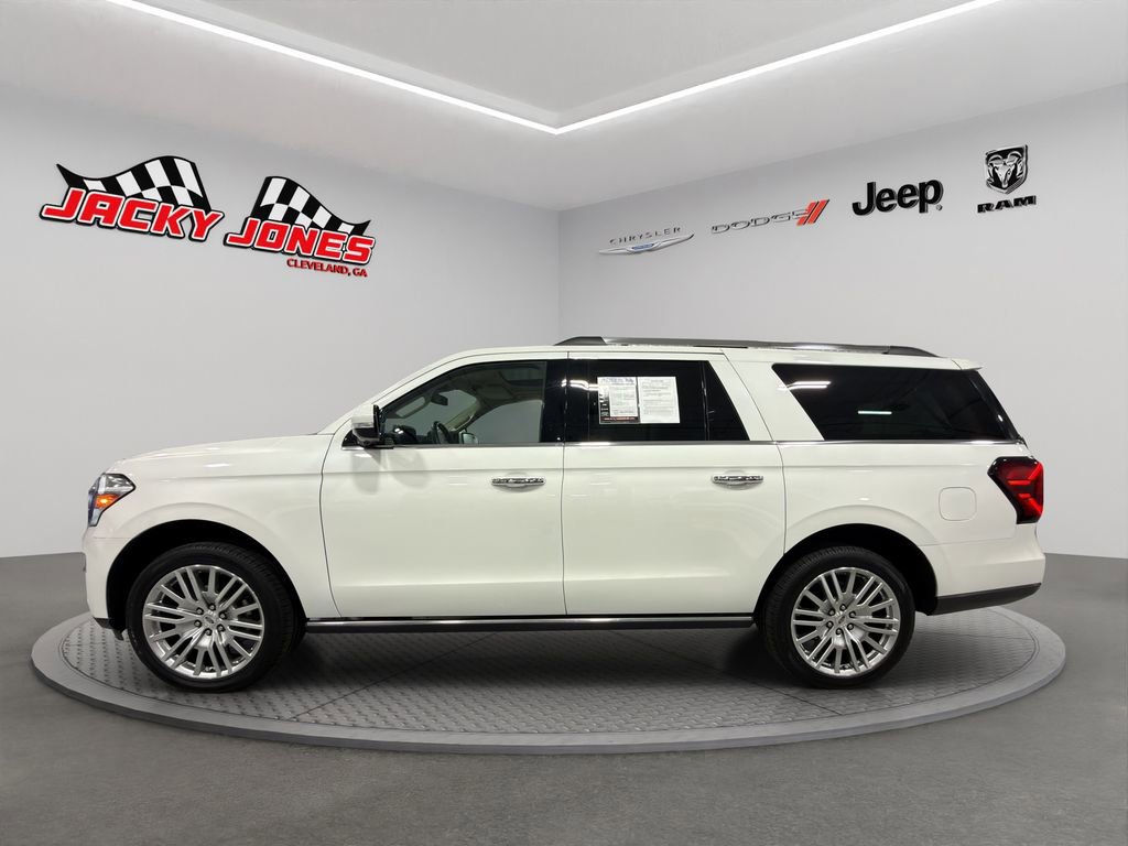 Used 2024 Ford Expedition Max Limited AWD/4WD image 3