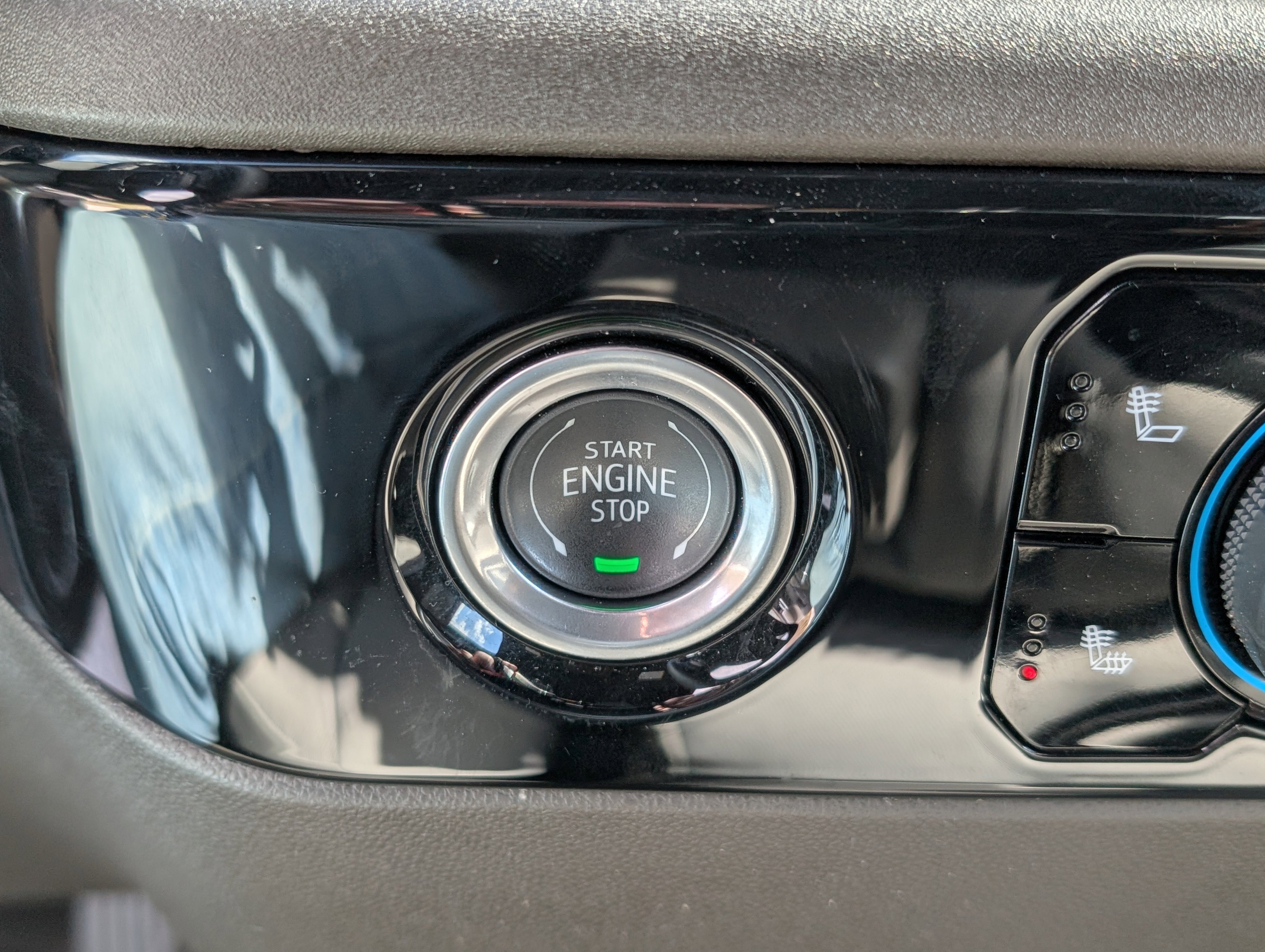 Used 2024 Chevrolet Silverado 1500 RST image 23