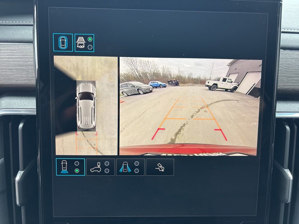 Used 2025 GMC Acadia Denali image 45