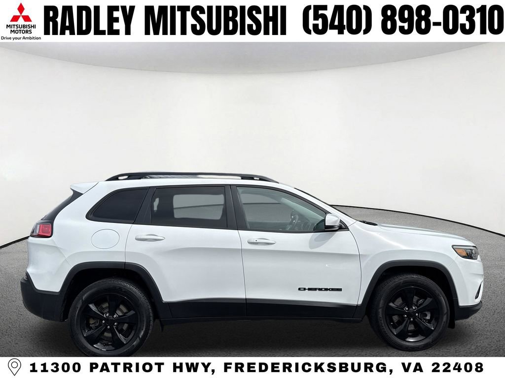 Used 2019 Jeep Cherokee Latitude Plus AWD/4WD image 21