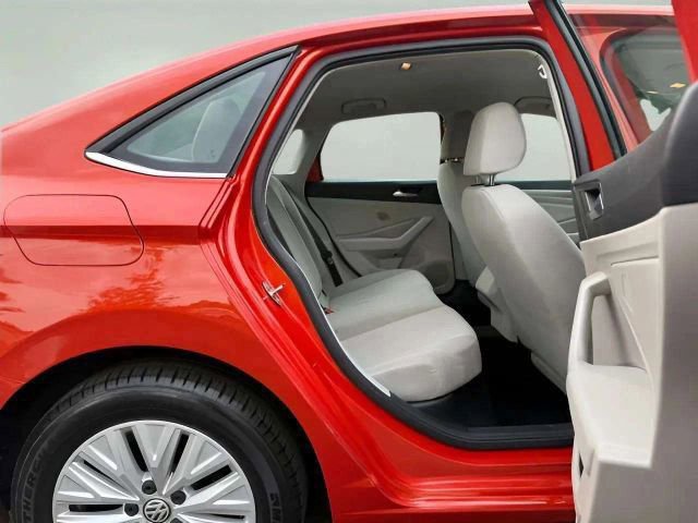 Used 2019 Volkswagen Jetta S image 23