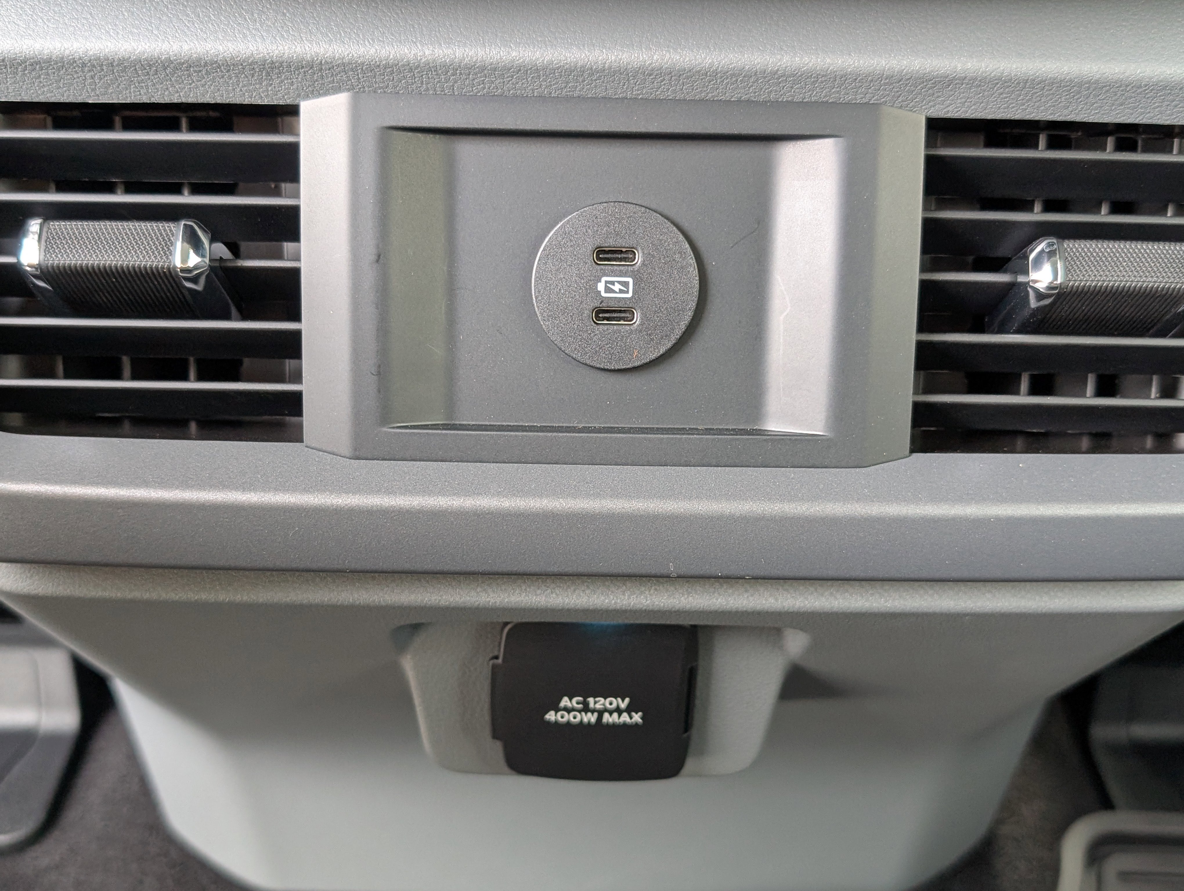 New 2025 Ford F150 XLT w/ Equipment Group 302A MID image 11