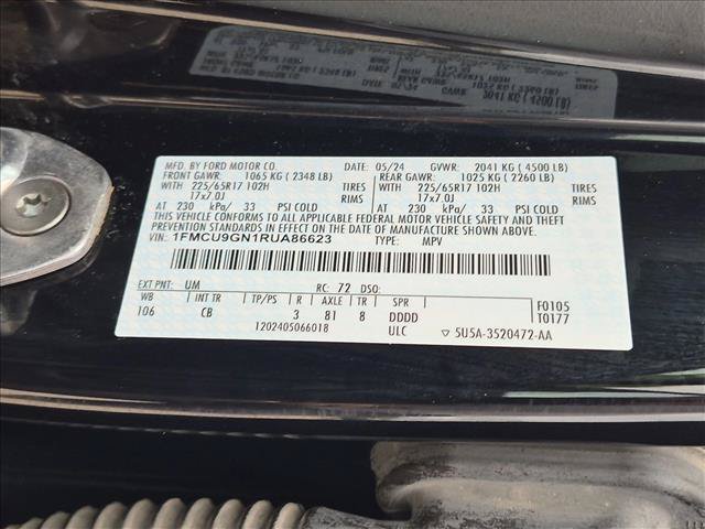 Certified 2024 Ford Escape Active AWD/4WD image 25