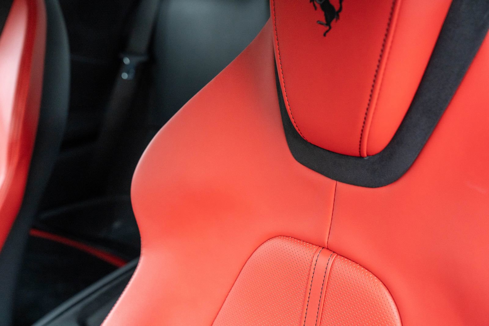 Certified 2022 Ferrari Roma image 32