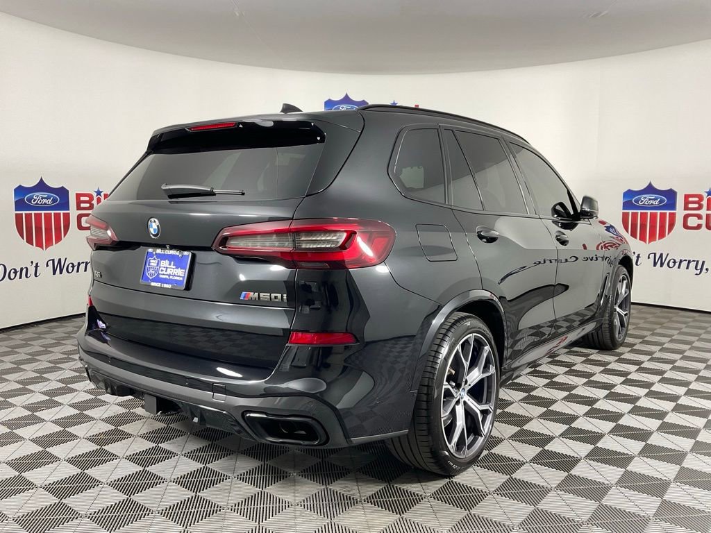 Used 2021 BMW X5 M50i w/ Executive Package image 3